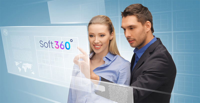 Ludzie wybierający ofertę Soft360